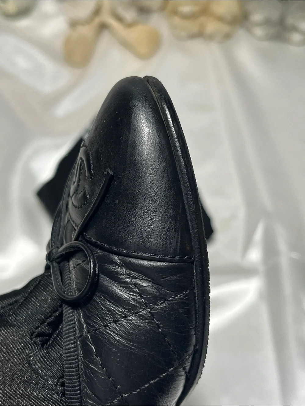 CHANEL Black Quilted Leather CC Logo Ballet Flats